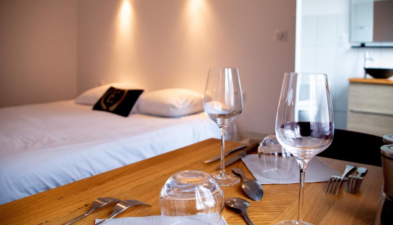 Hotel & Gastronomie - La Table De L'Europe Villeréal Dış mekan fotoğraf