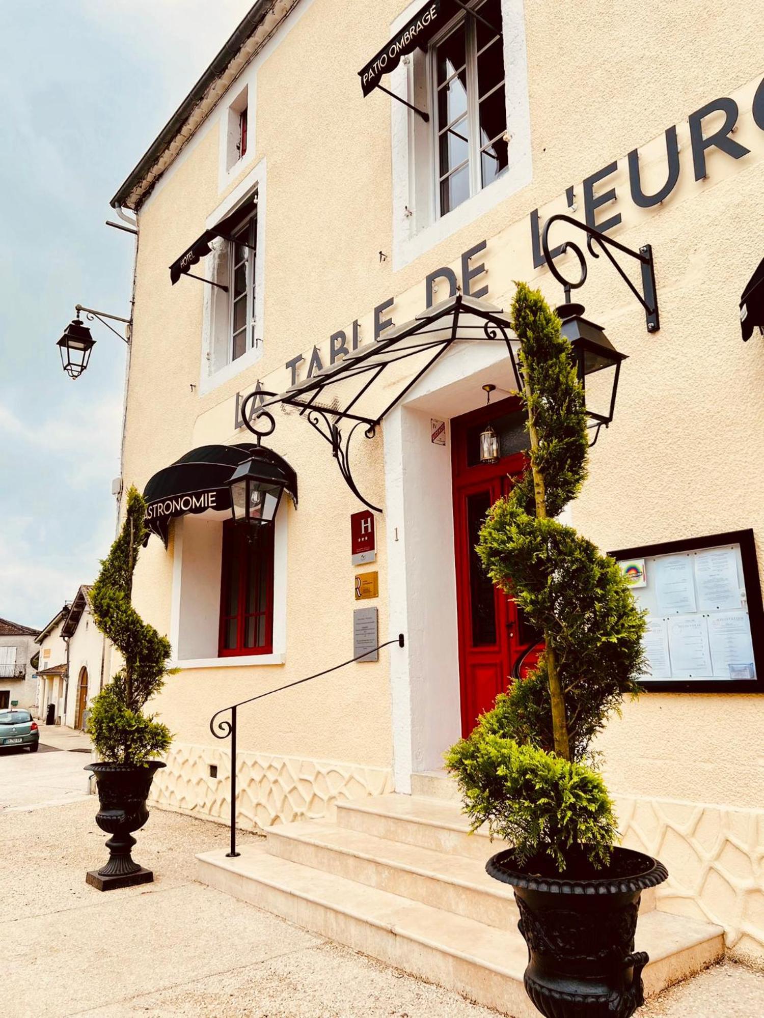 Hotel & Gastronomie - La Table De L'Europe Villeréal Dış mekan fotoğraf